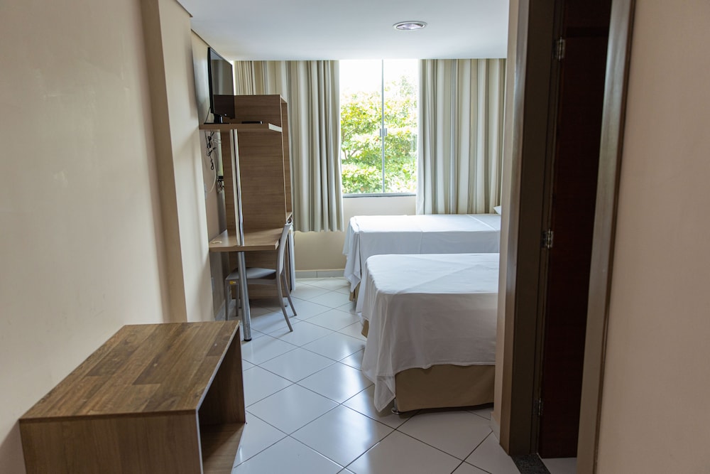 Hotel Guapindaia Praca 18/44