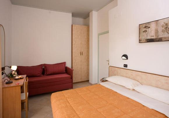 Hotel Verdemare 26/48