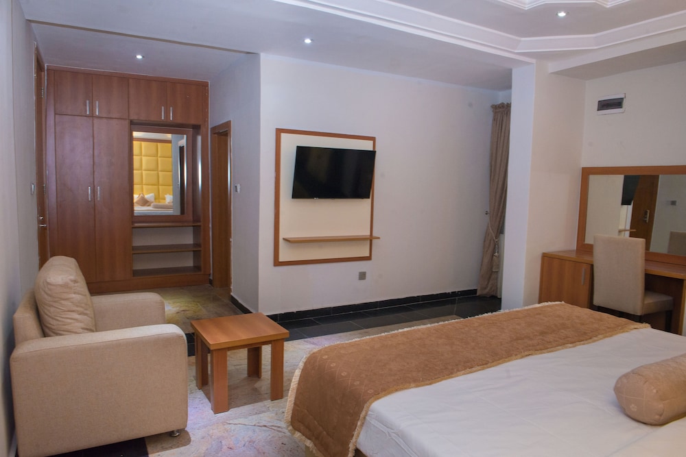 Grand Cubana Hotels 14/45