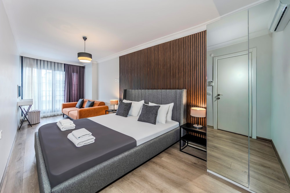 Etiz Residences 13/47
