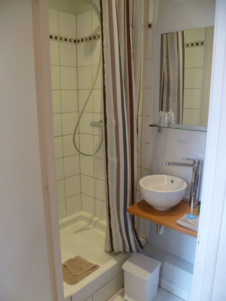 Hotel Victor Hugo 49/50