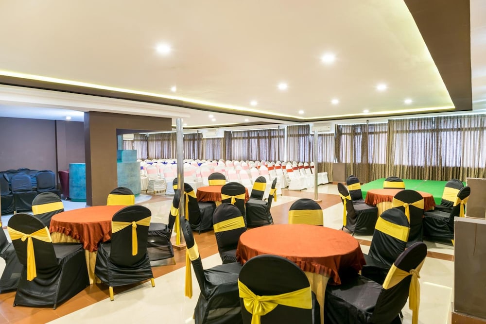 Octave Hotel and Spa Jp Nagar 16/21