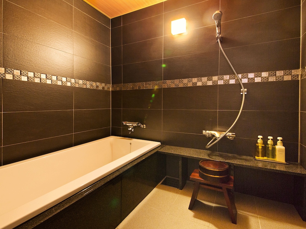 Ryokan Kanade 34/63