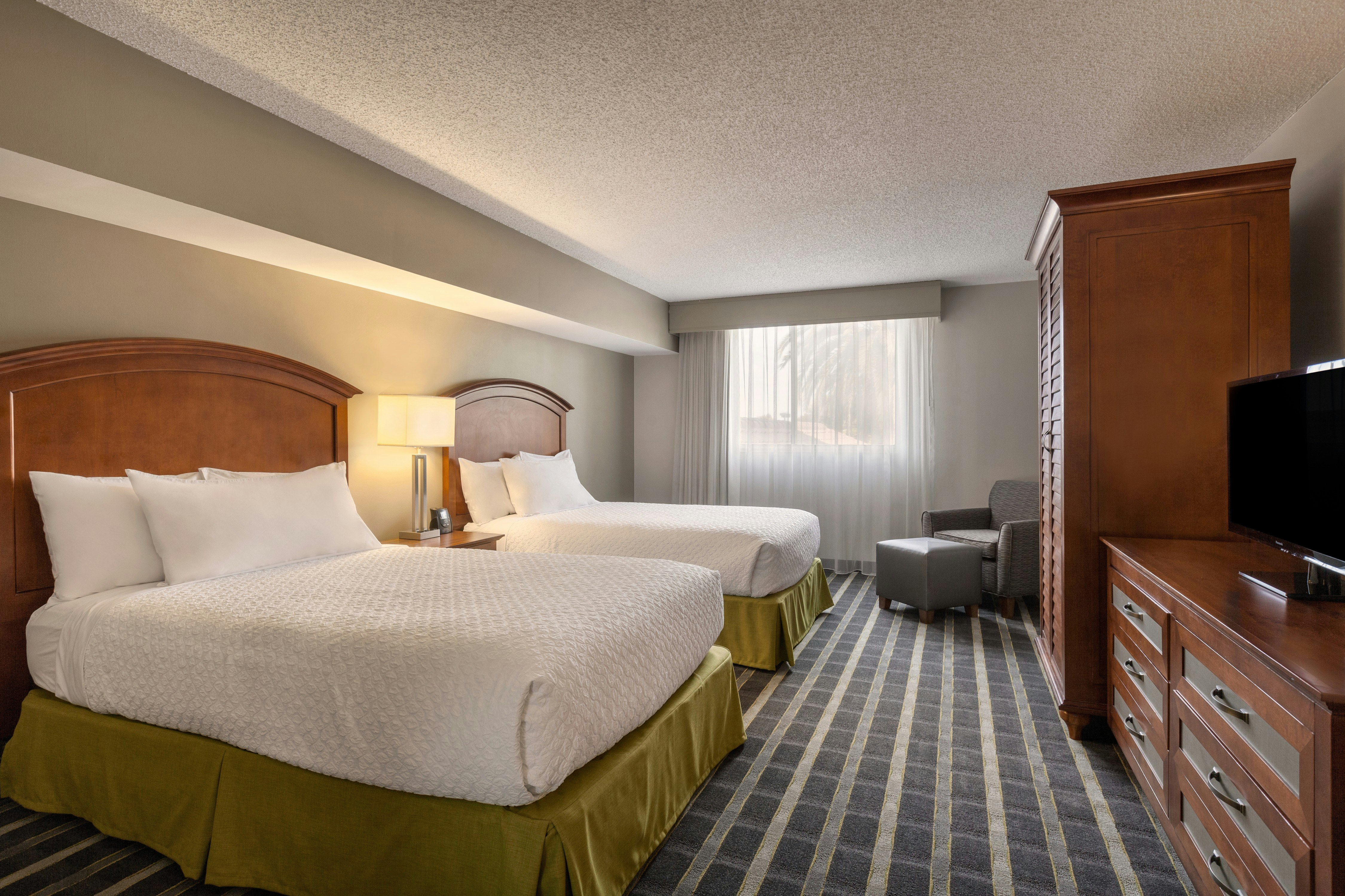 Boardroom, 2 Double Beds