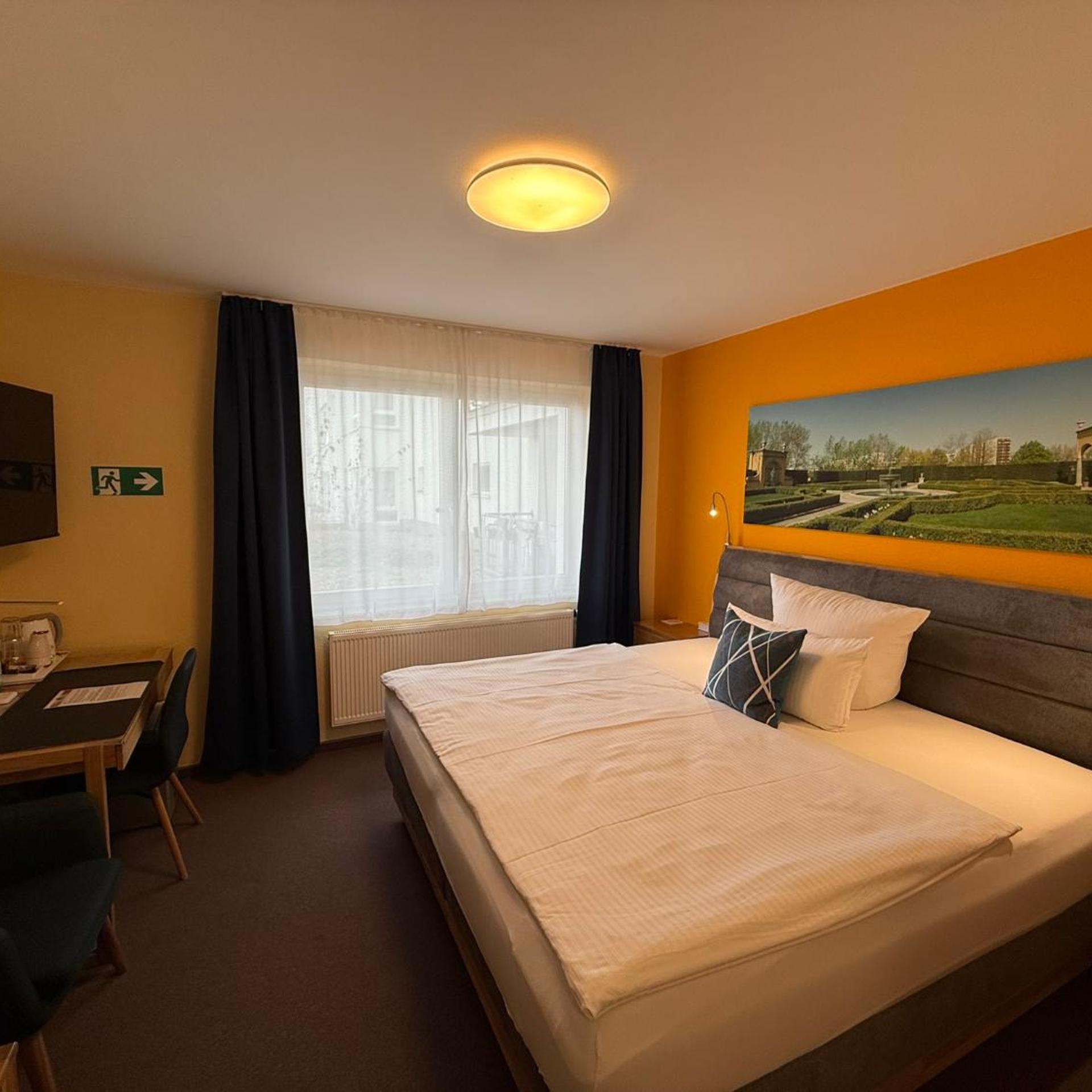 Parkhotel Marzahn 20/50