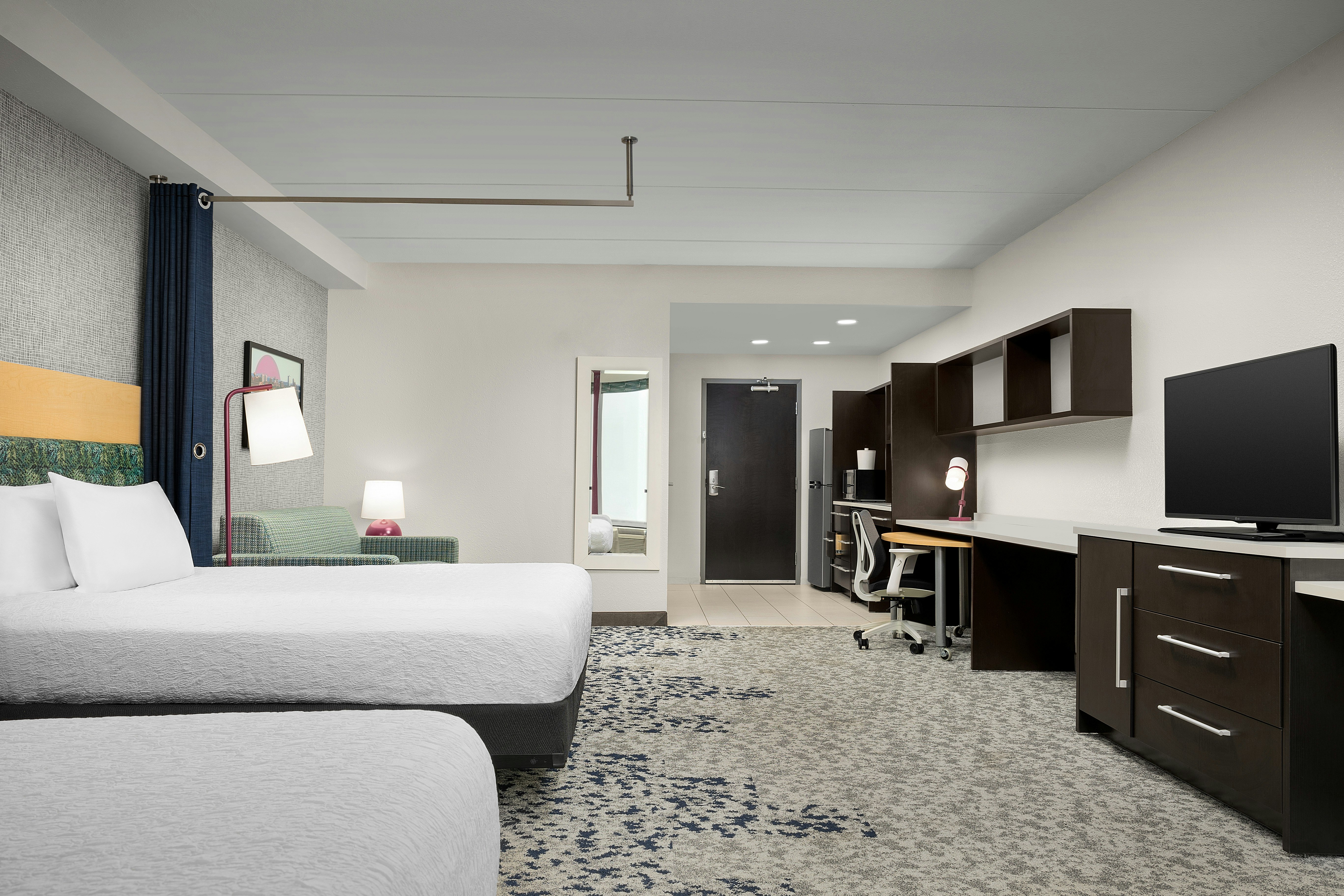 STUDIO, 2 QUEEN BEDS, ACCESSIBLE