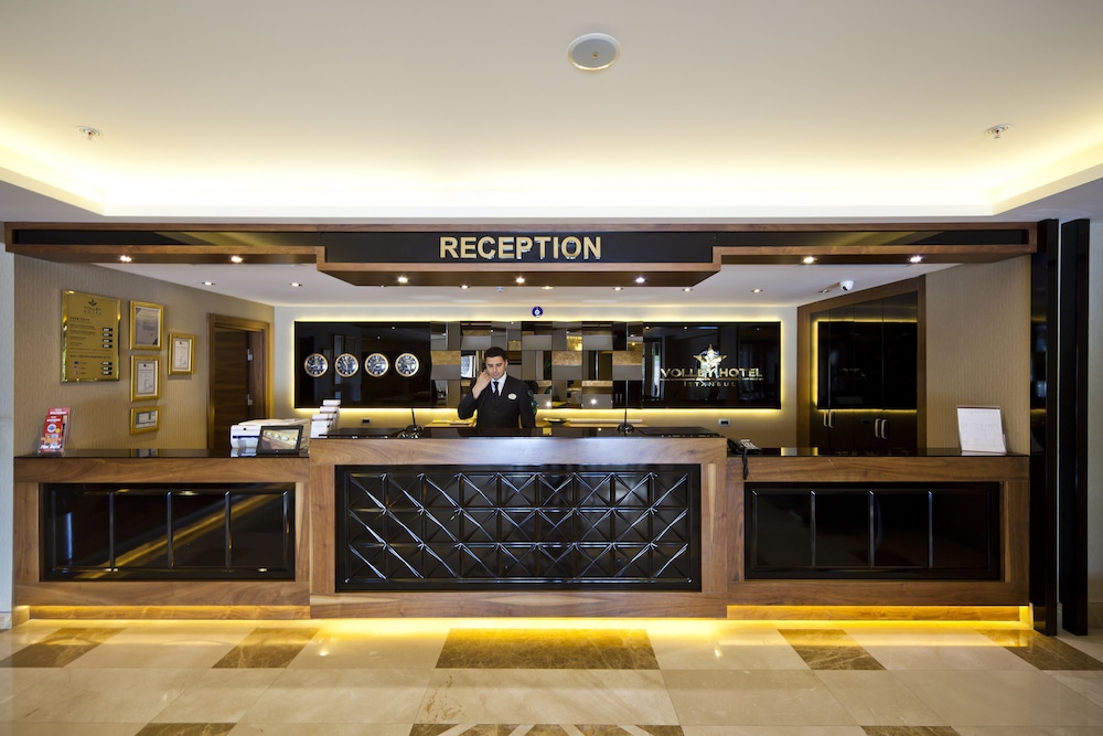 VOLLEY HOTEL ISTANBUL 11/73