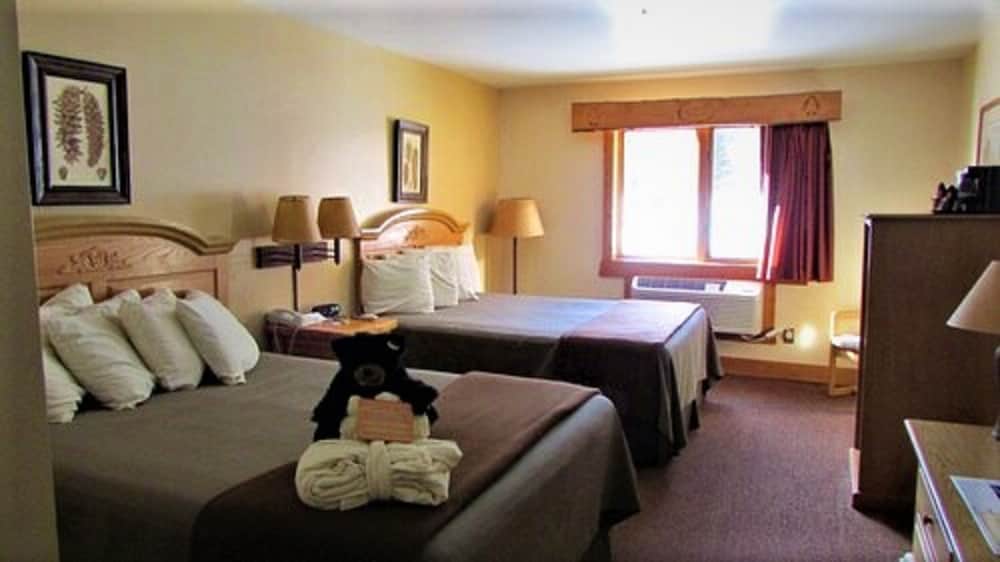 Spearfish Canyon Lodge 9/75