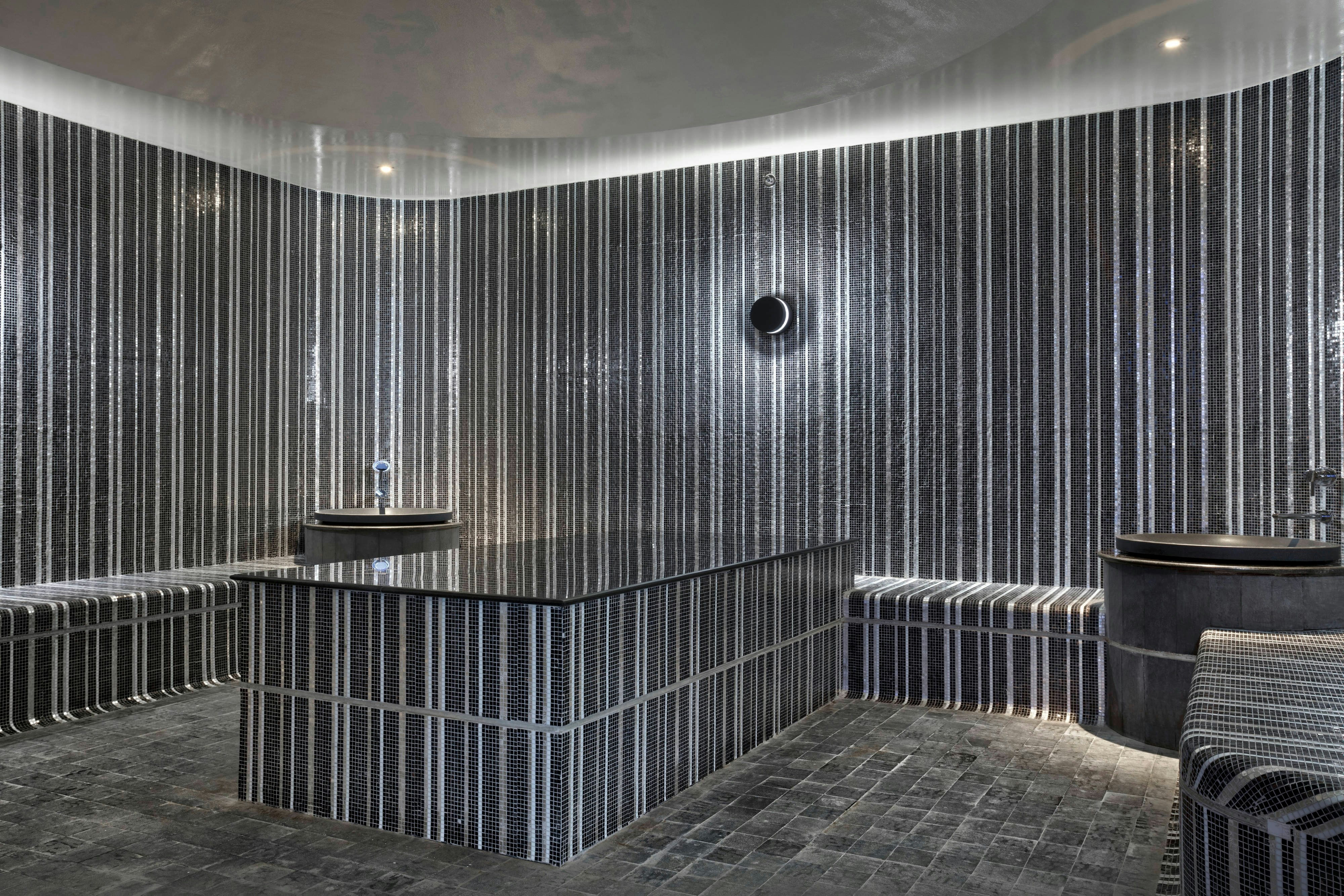 The Westin Doha Hotel & Spa photo3