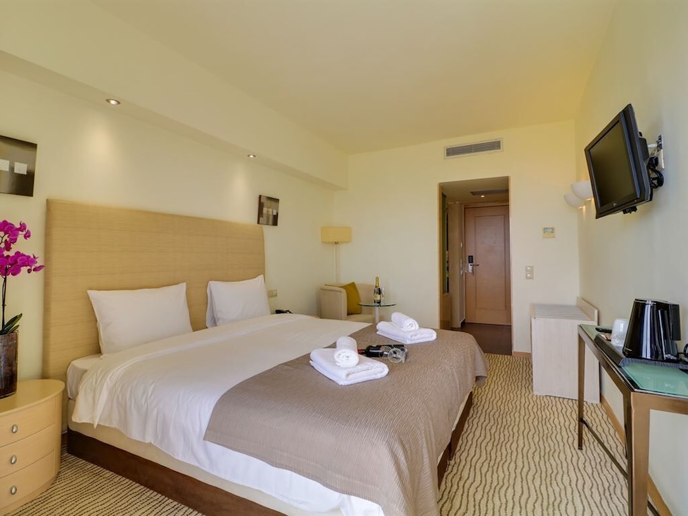 Standard, Twin Beds, Mountain View