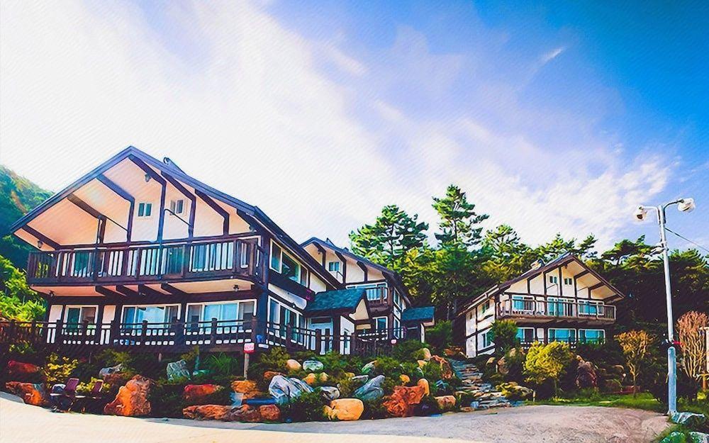 Tongyeong Ye Hyang Pension 4/29