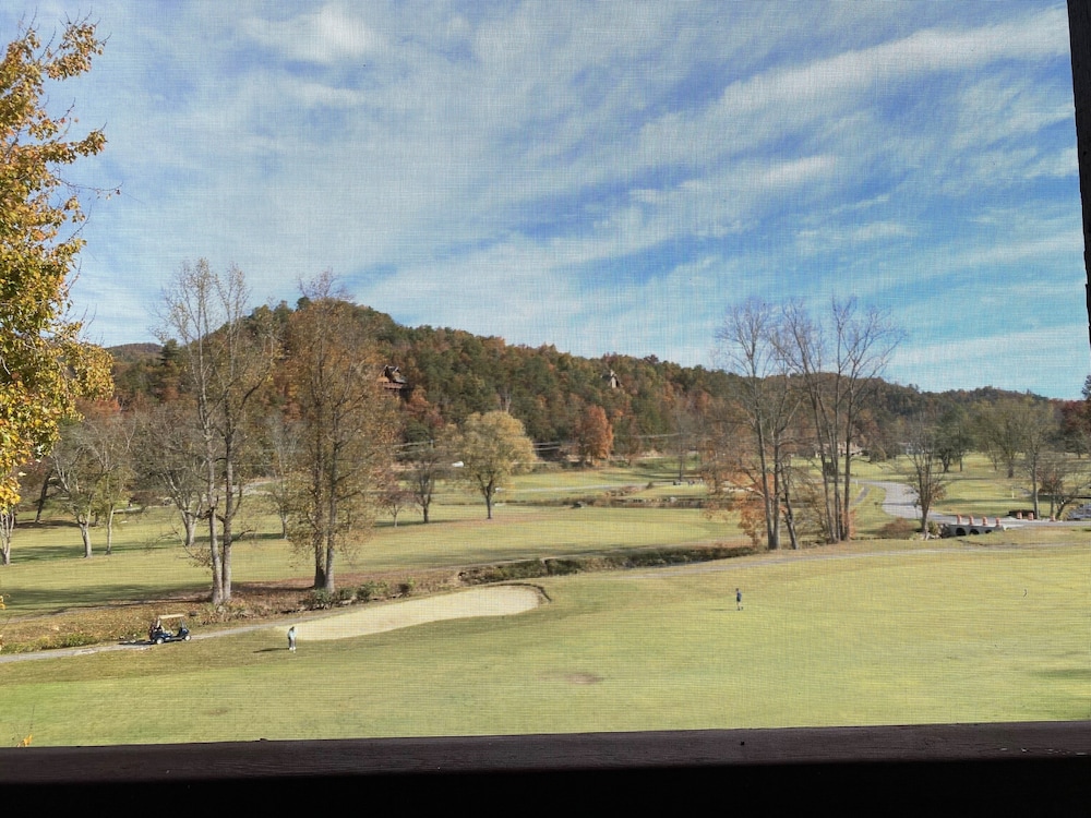 Hilton Vacation Club Bent Creek Golf Village Gatlinburg 7/53