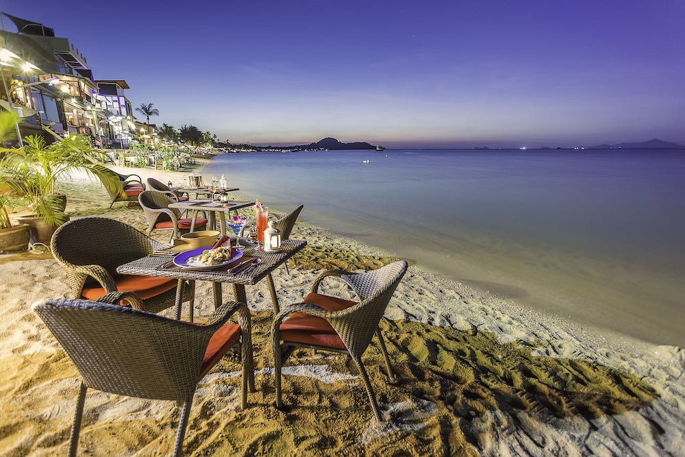 Enjoy Beach Hotel 65/73