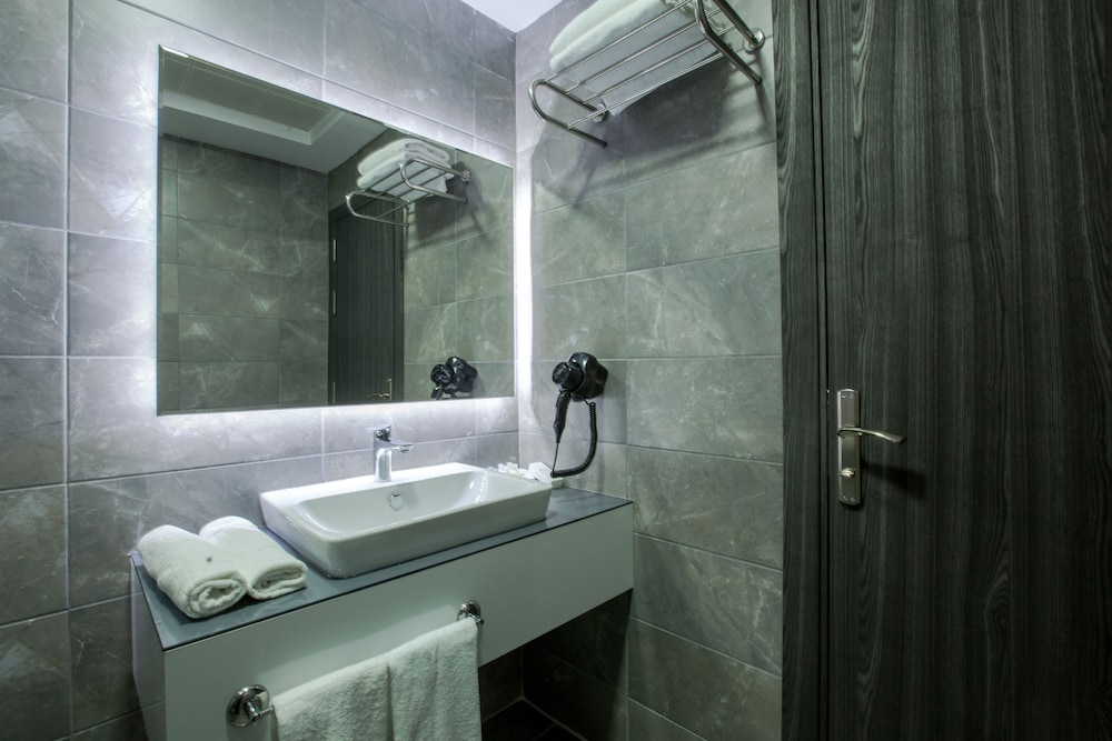 Cavit Duvan Prestige Hotel 8/52