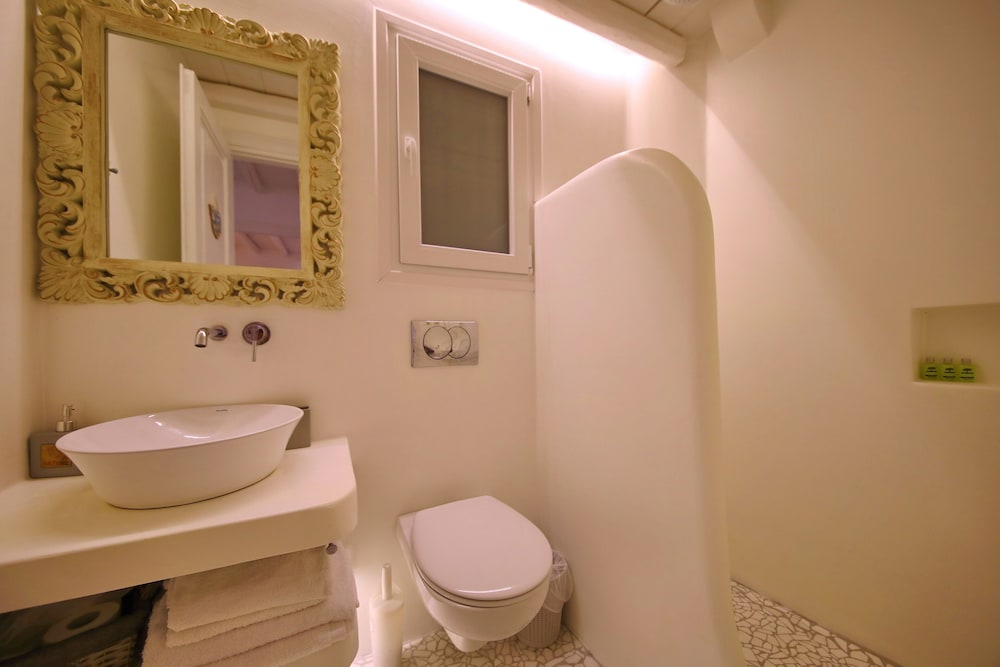 Evlalia Studios & Villas 47/50