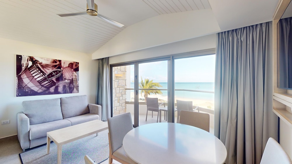 Royalton CHIC Antigua, An Autograph Collection All-Inclusive Resort - Adults Only 38/56
