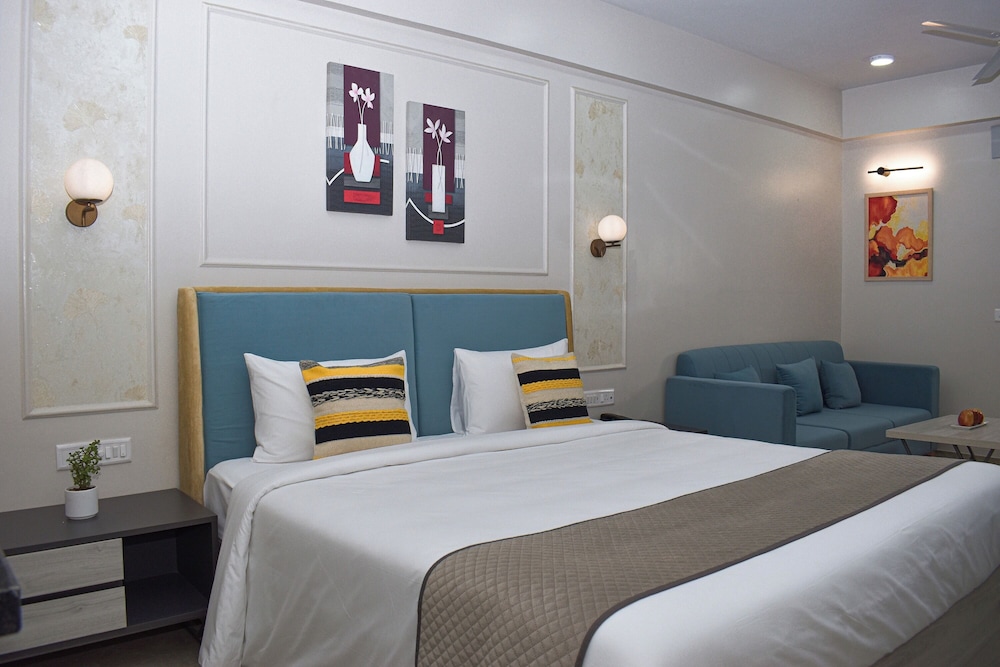 Urban Suites by BluSalzz, Jaipur - Rajasthan by ZUZU 13/56