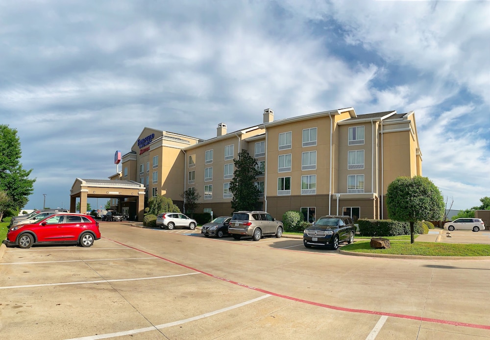 Fairfield Inn & Suites By Marriott Waco North 68/73