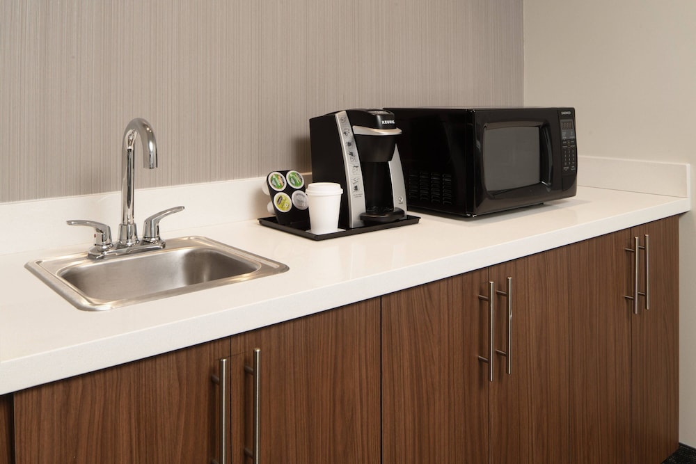 Courtyard By Marriott Lafayette South 48/49
