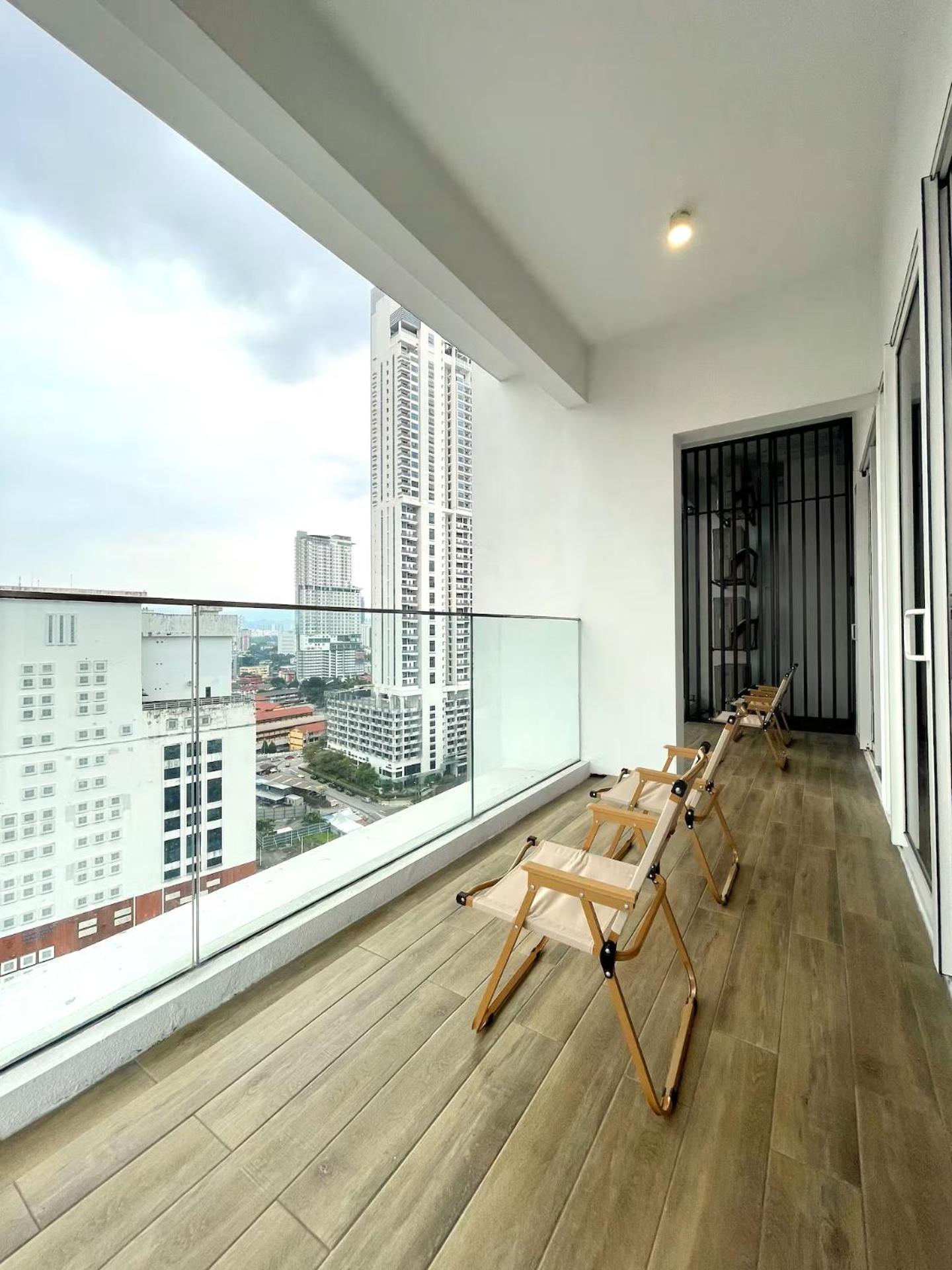 Eaton Suites KLCC 12/44