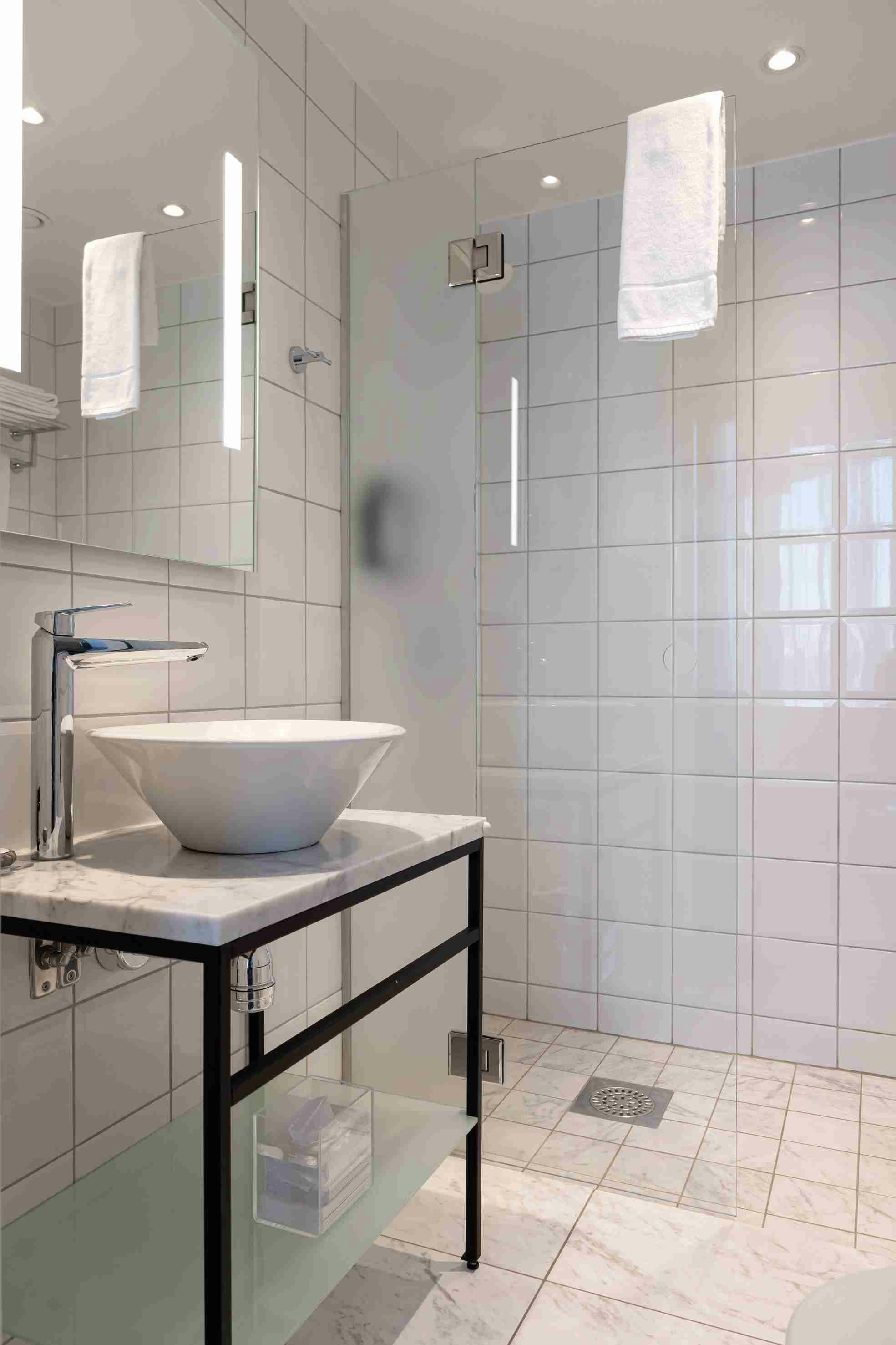 Elite Stora Hotellet Jonkoping 16/17