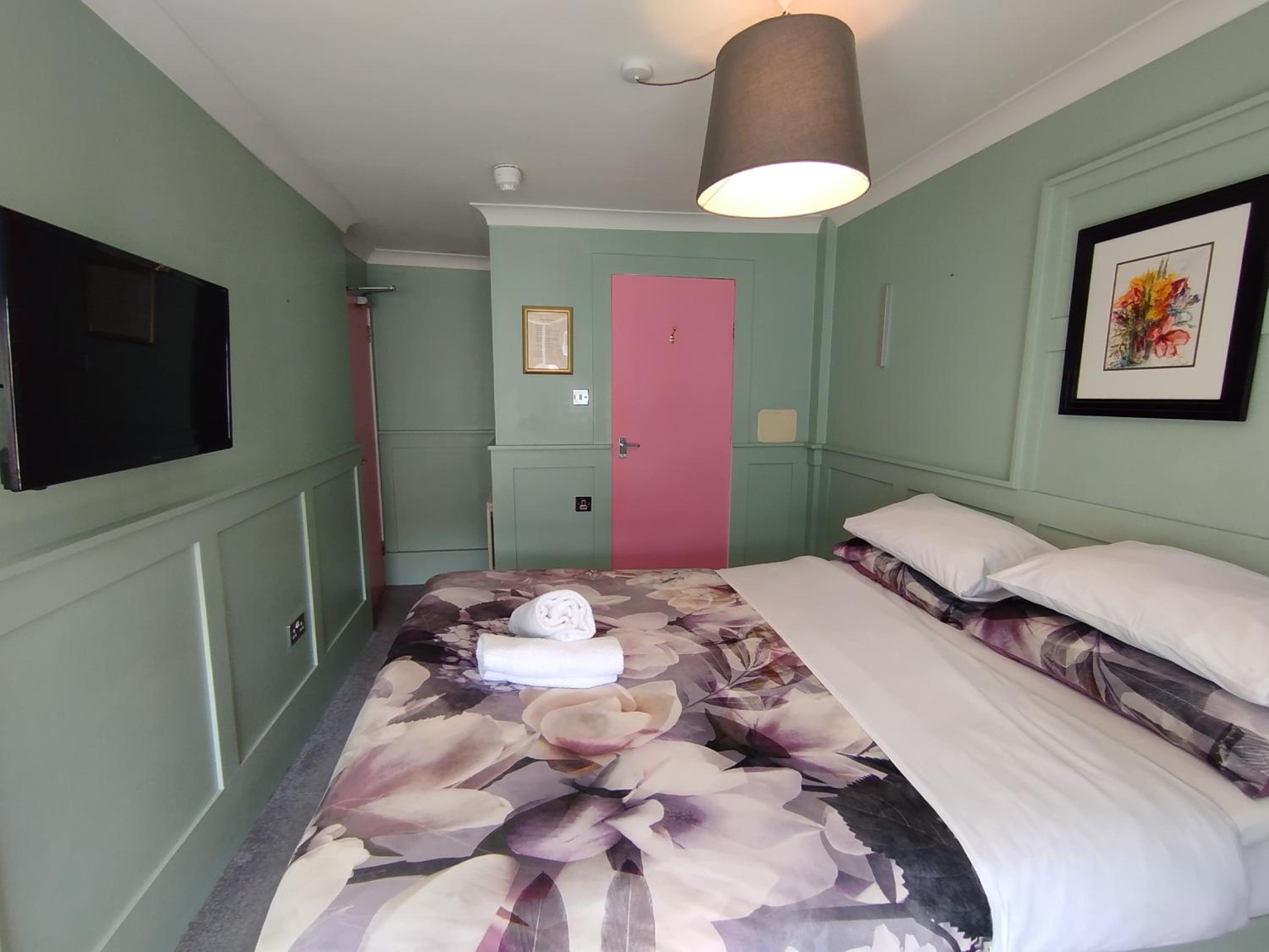 The Willows Hotel 2/23