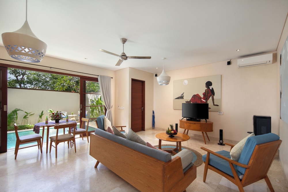 Beautiful Bali Villas 40/60