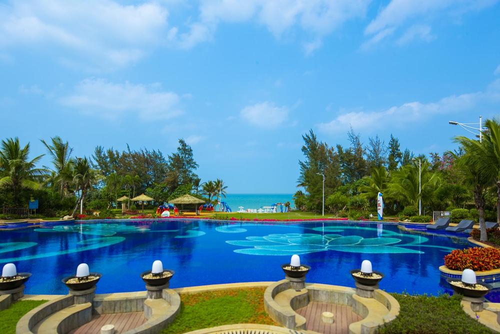 Country Garden Golden Beach Spring Hotel 76/86