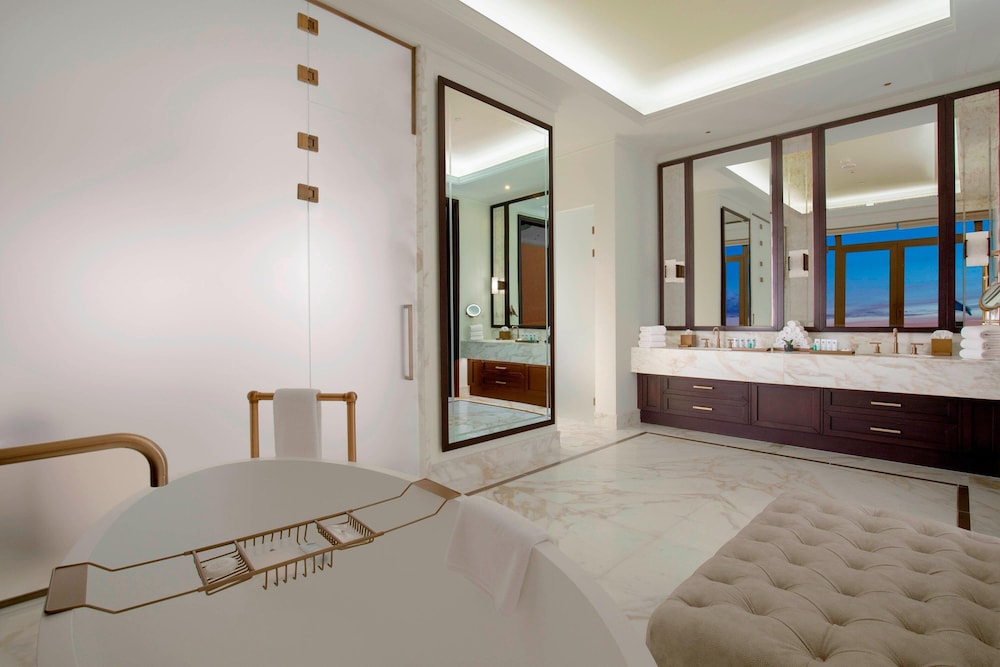 THE ST. REGIS ASTANA 2/62