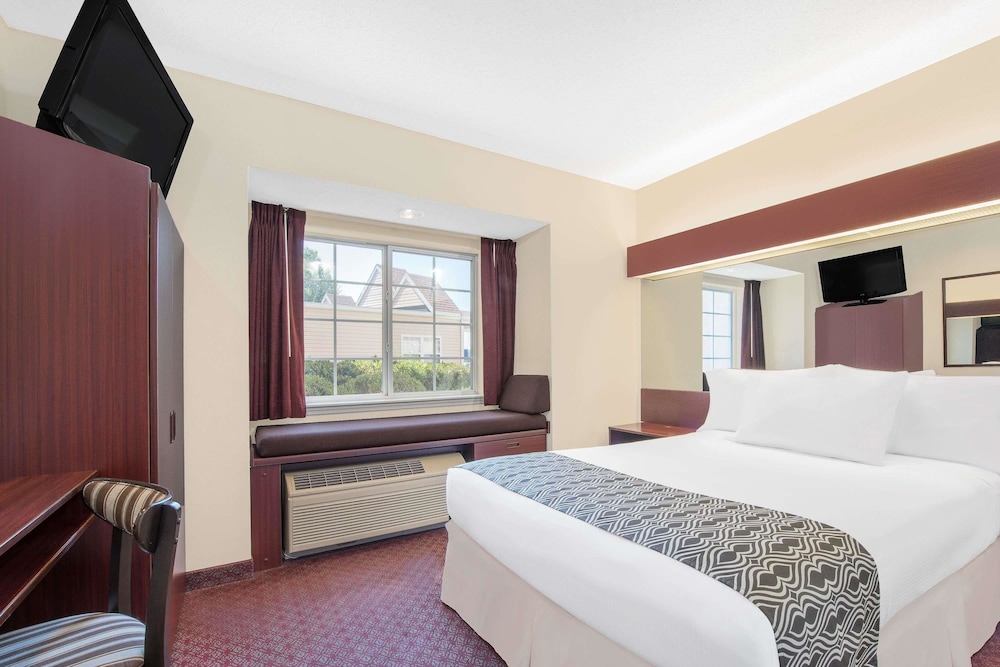 Microtel Inn & Suites By Wyndham Hamburg 5/19