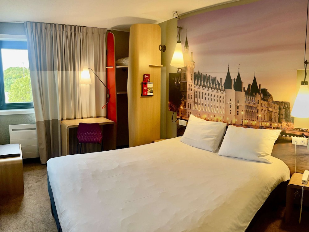 Ibis Creteil 13/68