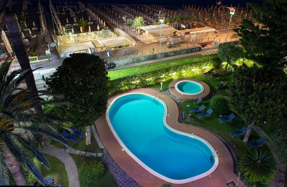 Garden Lido 47/50