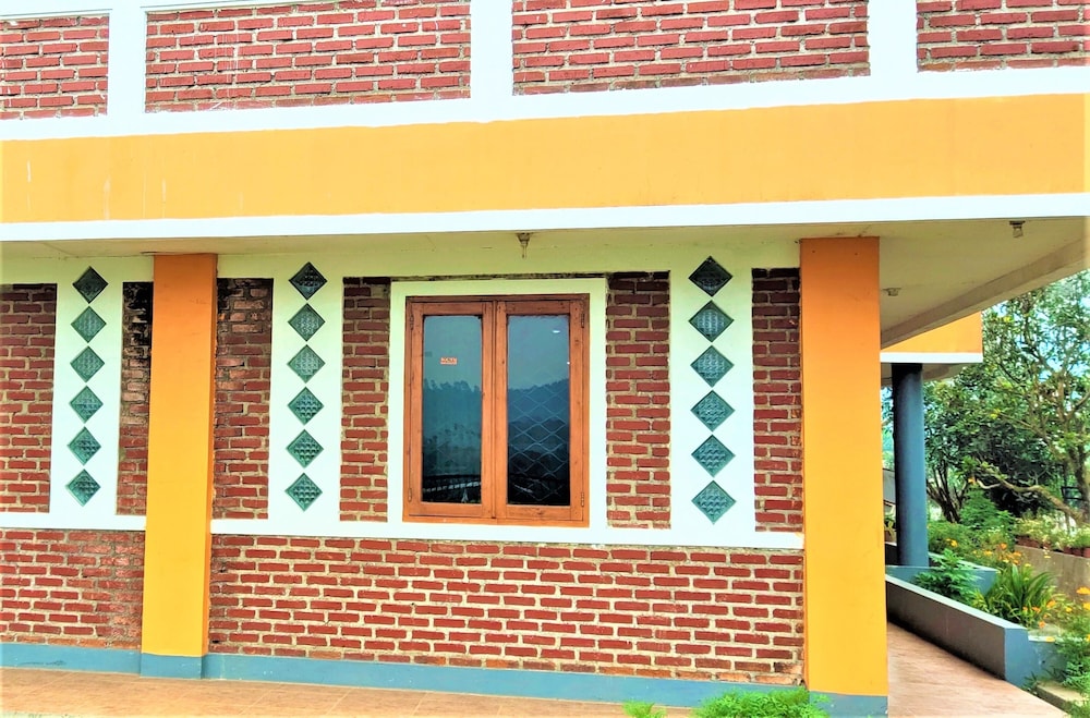 Villa Orange Lembang Pengkolan 2/24