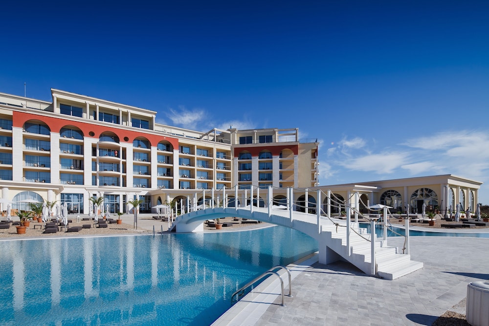Lighthouse Golf And Spa Hotel 5/50
