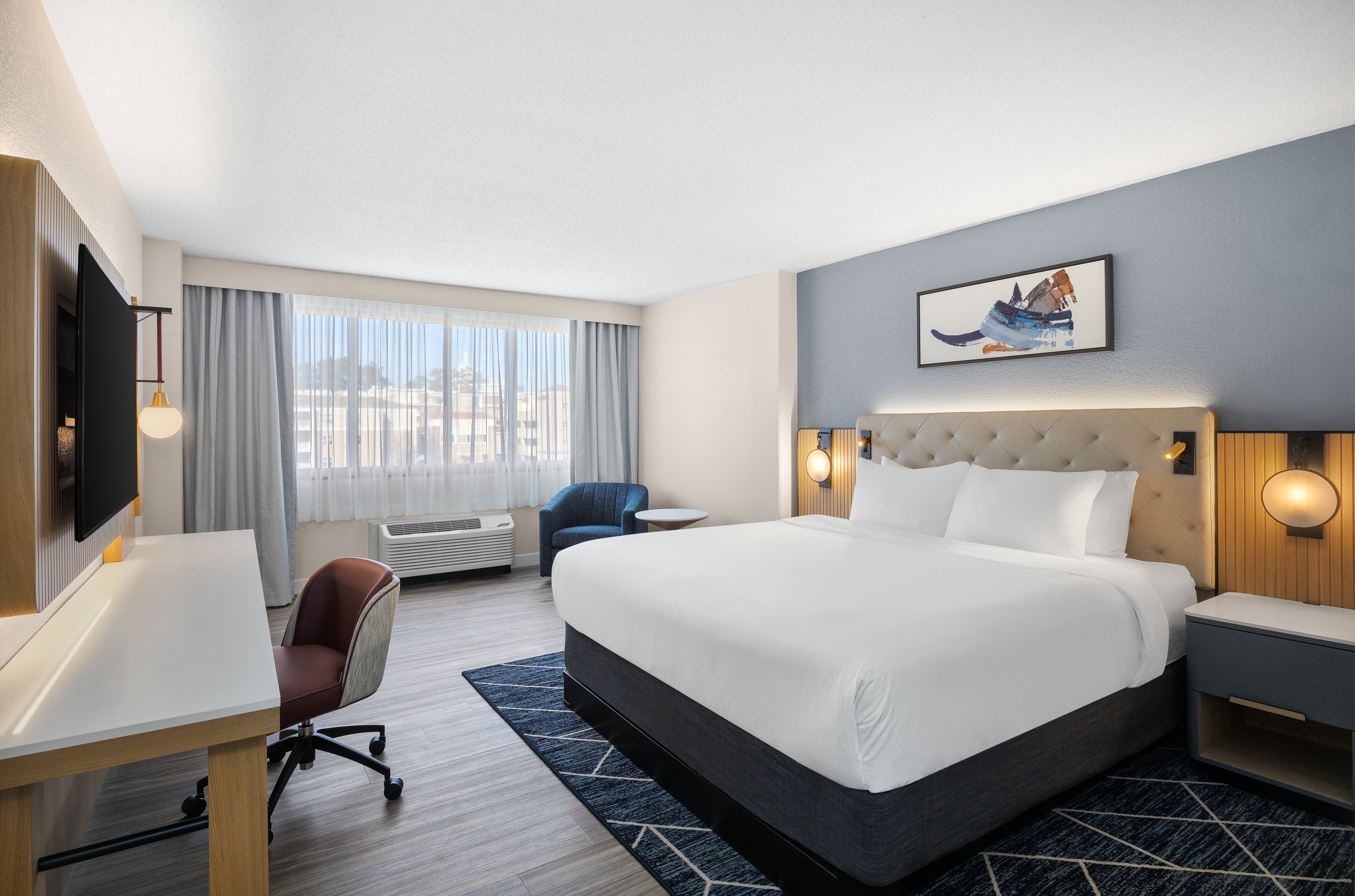 Crowne Plaza Virginia Beach Town Center 21/75