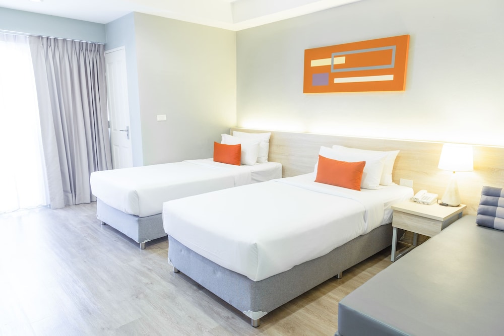 SUPERIOR ROOM
