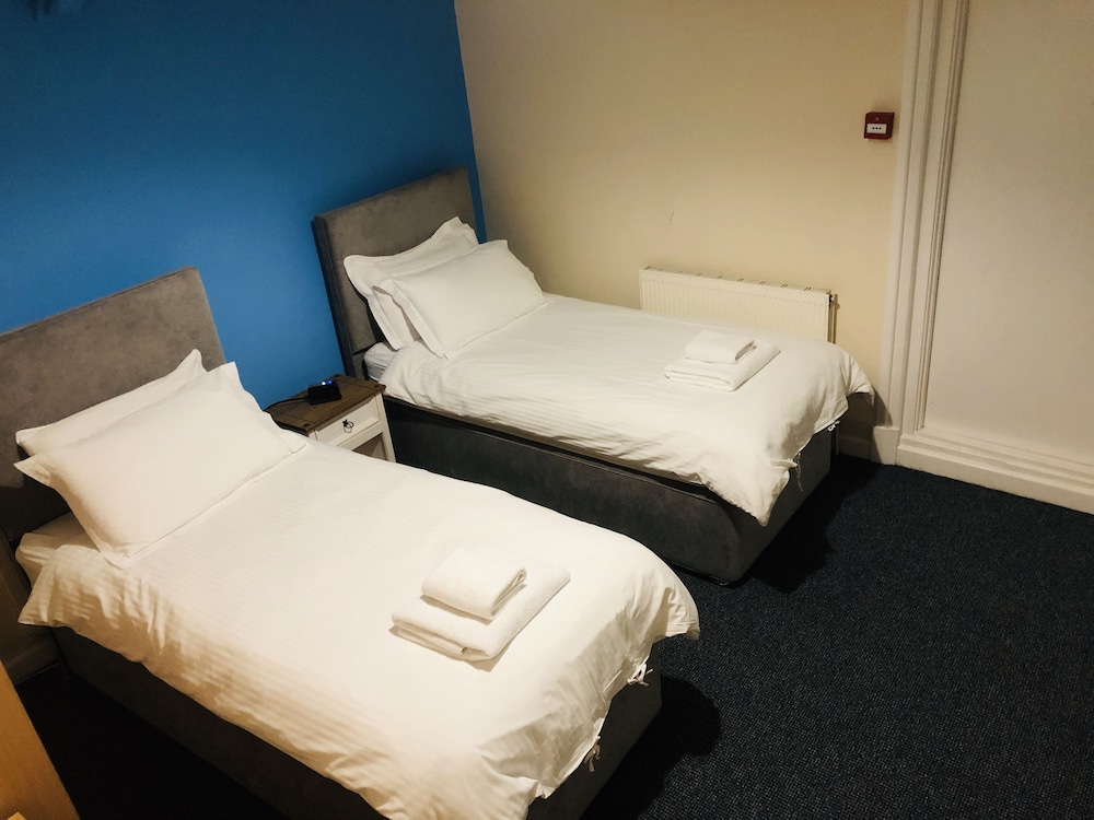 Royal Ashton Hotel 14/67
