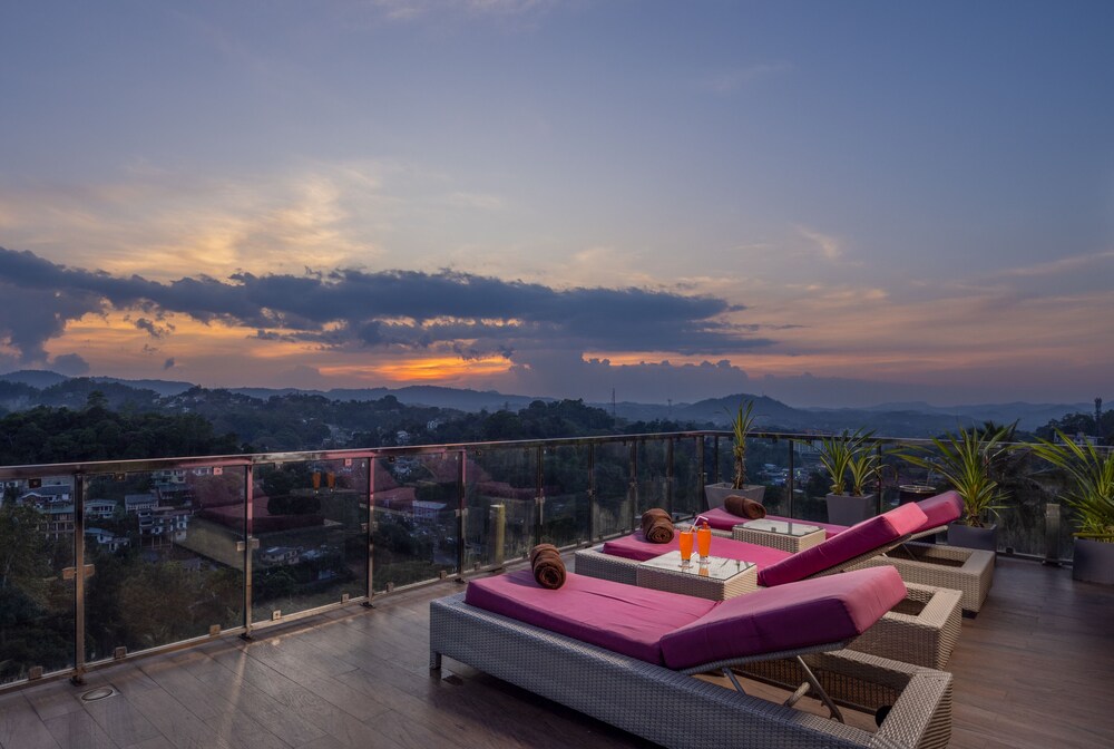 View 360 63/66
