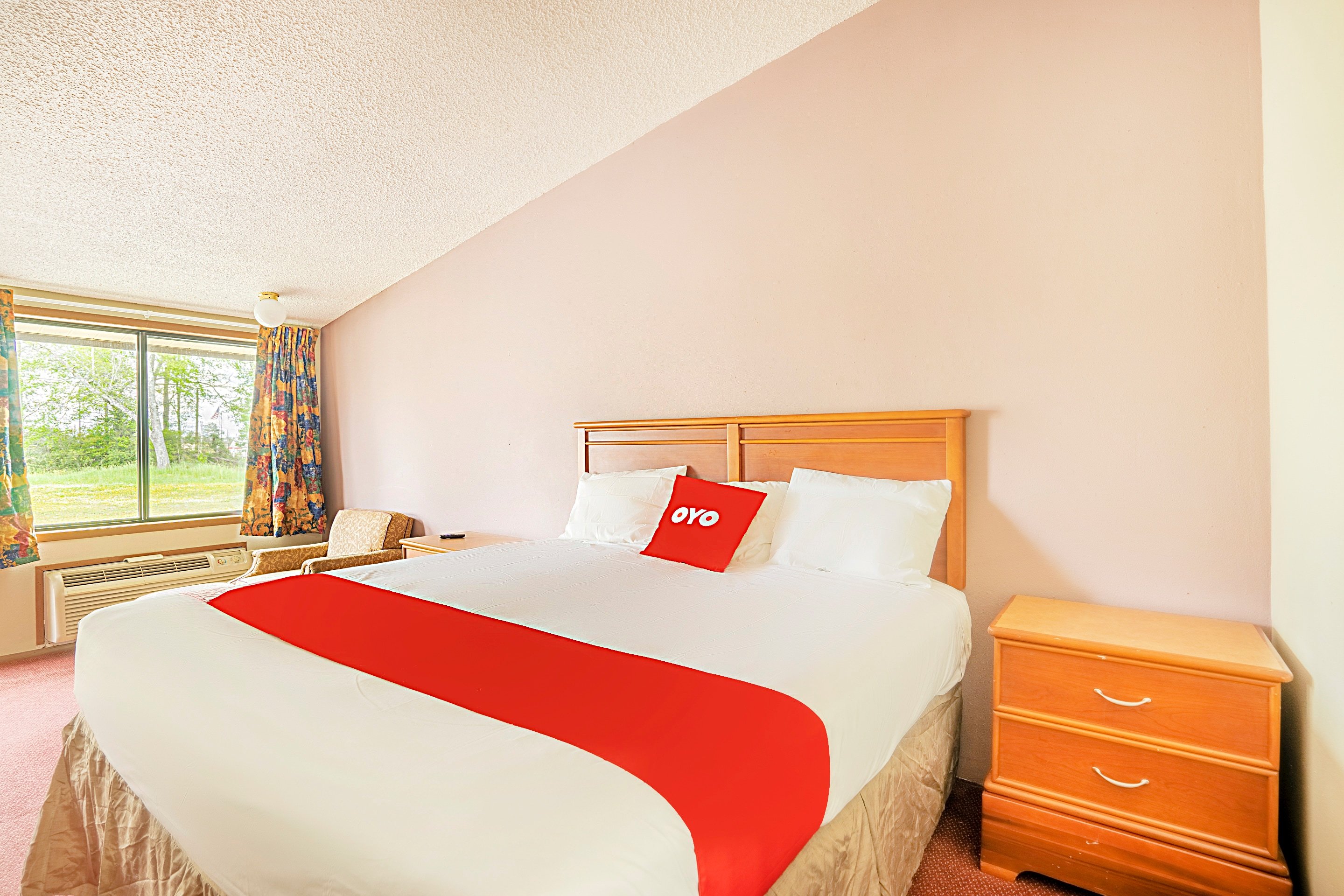 OYO Hotel Daleville AL Hwy 84 27/75