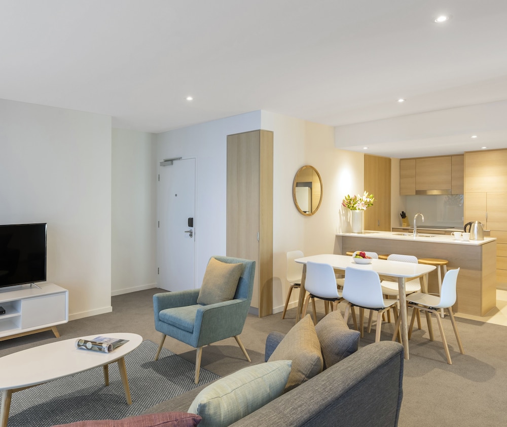 Avani Broadbeach Residences 55/74