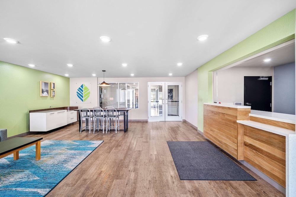WoodSpring Suites Fort Myers - Cape Coral 9/44