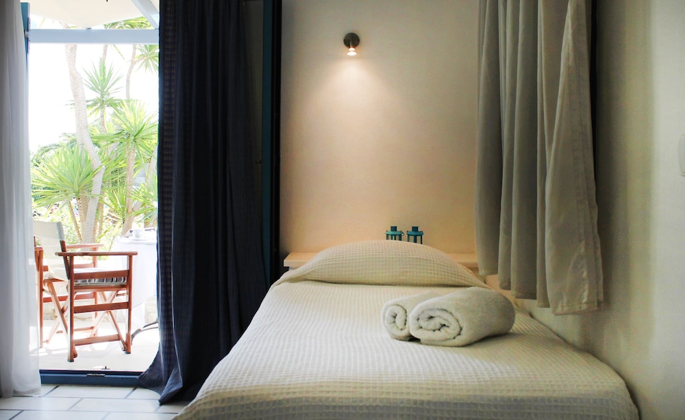 Nissiotiko Hotel 28/62