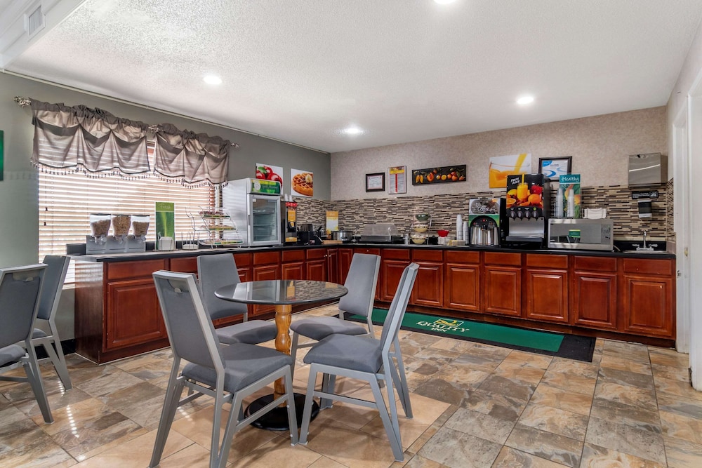 Quality Inn Marietta near Dobbins ARB 31/37