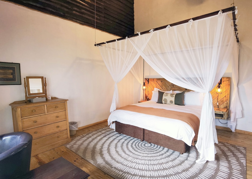 Nibela Lake Lodge 11/50