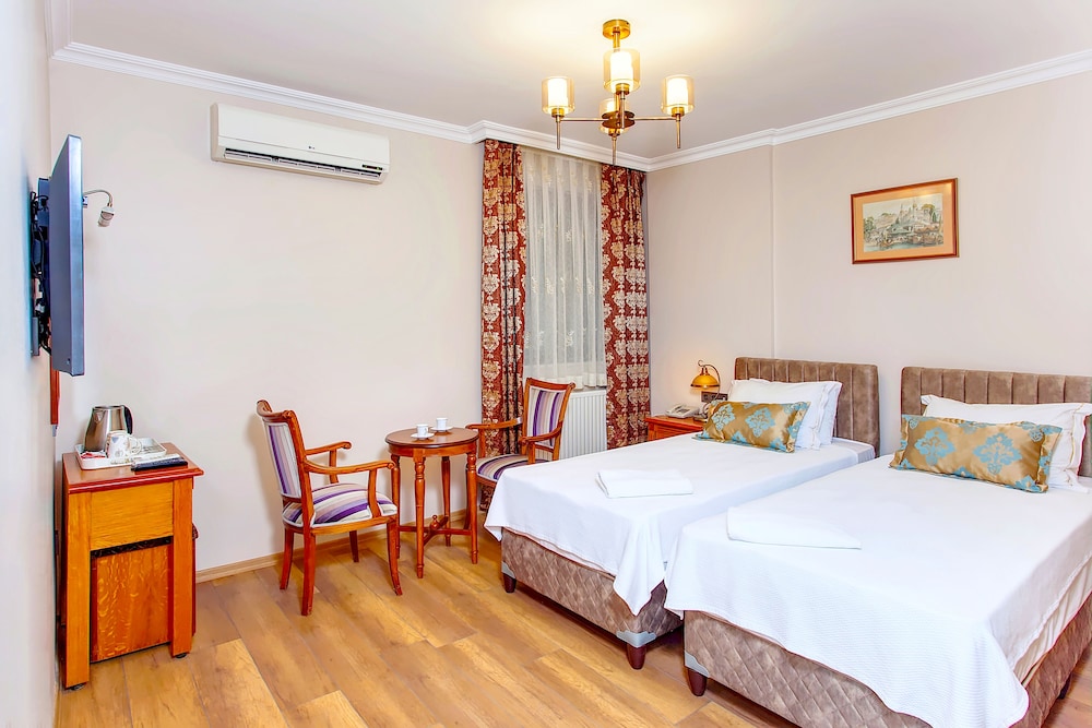 Saba Hotel 10/47