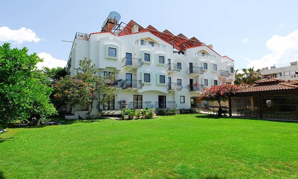 Oykun Hotel 22/26