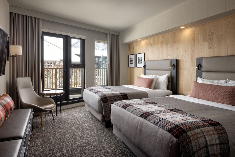 Peaks Hotel & Suites 13/50