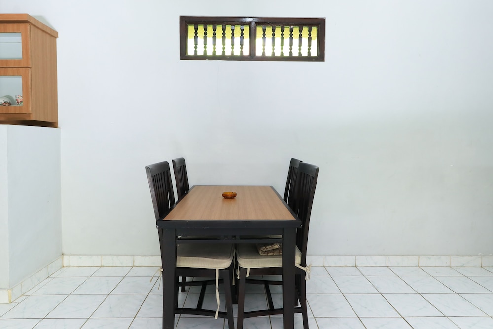 Sari Indah Cottages 35/41