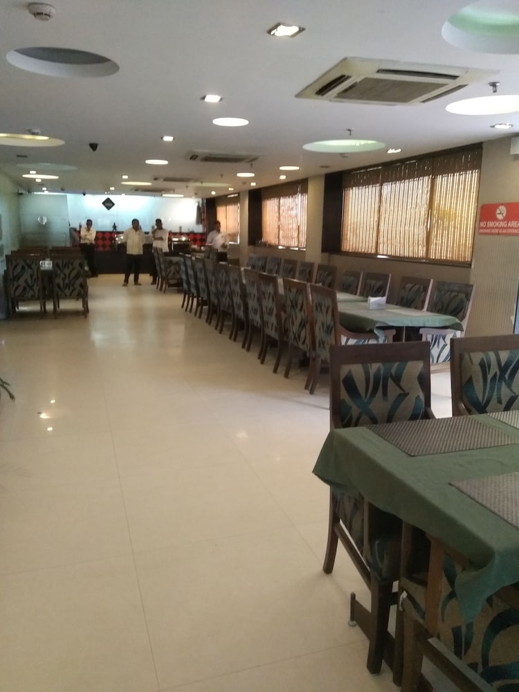 Hotel Rajshree 35/44