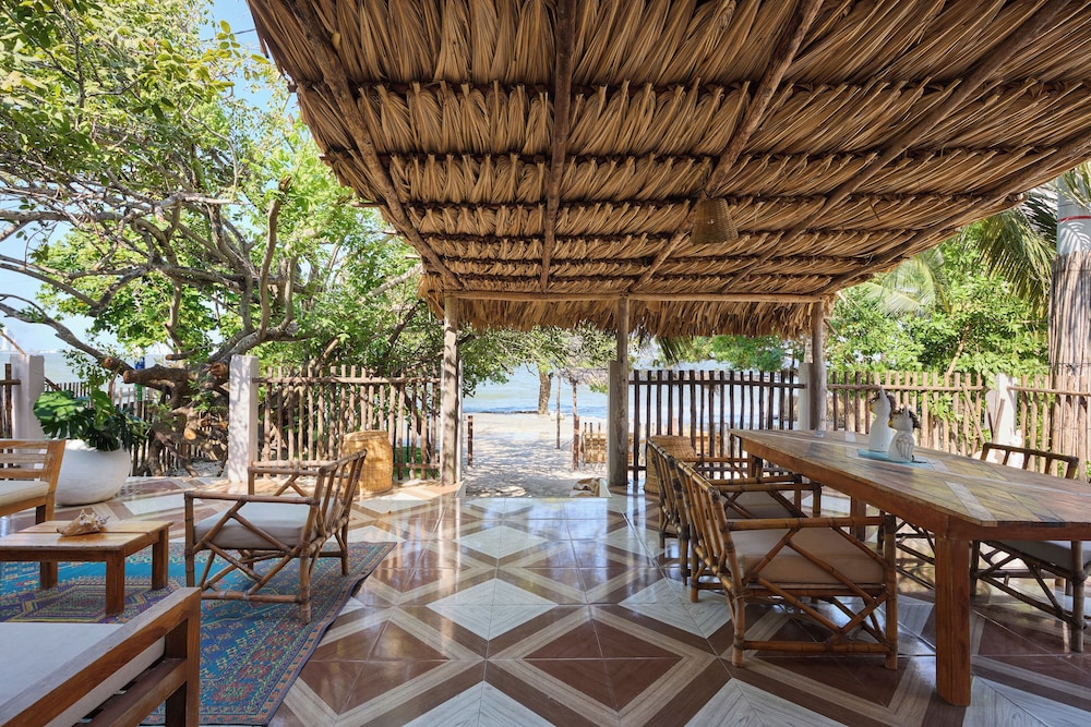 Hotel Fenix Beach Cartagena 62/78